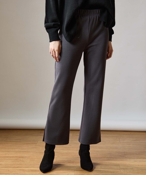 OUVRAGE CLASSE(ウヴラージュクラス)の「ブークレサイドスリットパンツ(その他パンツ・レディース・チャコールグレー/ライトグレー/ブラック・FREE)」の1枚目の写真