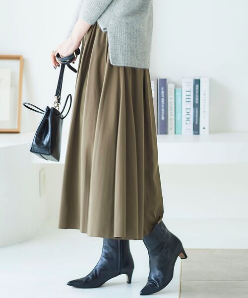 le.coeur blanc（ルクールブラン）の「リバーシブルタフタギャザースカート（スカート・レディース・ベージュ/ダークグレー/ボルドー・38/36）」の7枚目の写真