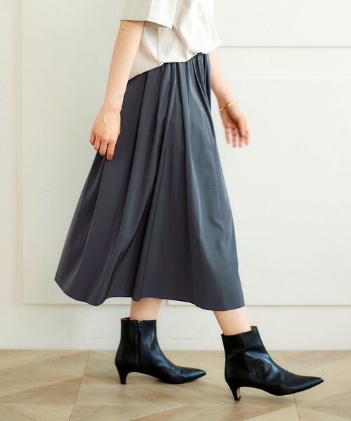 le.coeur blanc（ルクールブラン）の「リバーシブルタフタギャザースカート（スカート・レディース・ベージュ/ダークグレー/ボルドー・38/36）」の13枚目の写真