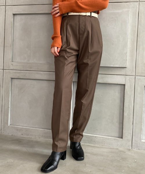 moment+(モーメントプラス)の「TRギャバ ハイウエストツータックパンツ(合皮ベルト付き)(スラックス・レディース・ブラック/ネイビー/モカ/杢グレー・M)」の3枚目の写真