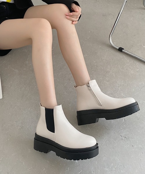 Shoes in Closet（シューズインクローゼット）の「軽量厚底 サイドゴア ショートブーツ 2808（ブーツ・レディース・ブラック/ダークブラウン/アイボリー・LL/S/M/L/XS/3L）」の10枚目の写真