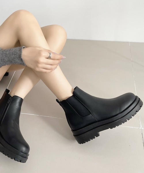 【✩】厚底のカジュアルな女性の靴、多目的な毎日の摩耗 Shoes in Closet（シューズインクローゼット）の「軽量厚底 サイドゴア