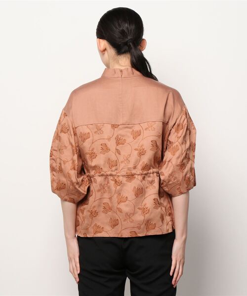 EBONY（エボニー）の「EBONY  花柄刺繍ブラウス（シャツ/ブラウス・レディース・オレンジ・2）」の3枚目の写真