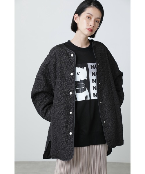 OKIRAKU（オキラク）の「(OKIRAKU×ROSE BUD)カラーレスジャカードビッグジャケット（その他アウター・レディース・ブラック/ベージュ・ONE SIZE）」の2枚目の写真