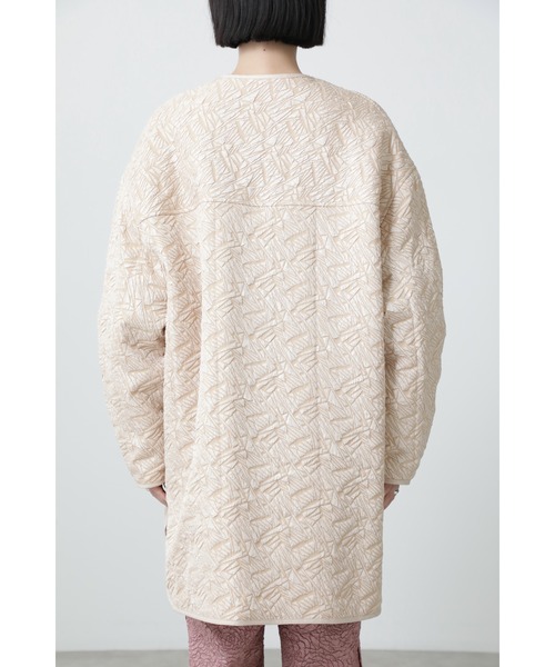 OKIRAKU（オキラク）の「(OKIRAKU×ROSE BUD)カラーレスジャカードビッグジャケット（その他アウター・レディース・ブラック/ベージュ・ONE SIZE）」の9枚目の写真