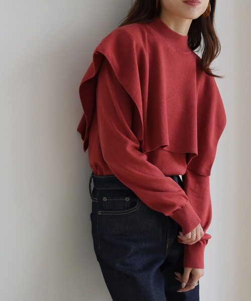 HER CLOSET(ハークローゼット)の「【shemoshelly】ケープレイヤードハイネックニット(ニット/セーター・レディース・ホワイト/ブラック/モカ/レッド/ブルー/グリーン・M)」の6枚目の写真