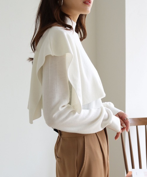 HER CLOSET(ハークローゼット)の「【shemoshelly】ケープレイヤードハイネックニット(ニット/セーター・レディース・ホワイト/ブラック/モカ/レッド/ブルー/グリーン・M)」の11枚目の写真
