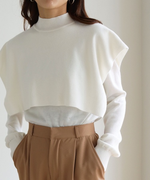 HER CLOSET(ハークローゼット)の「【shemoshelly】ケープレイヤードハイネックニット(ニット/セーター・レディース・ホワイト/ブラック/モカ/レッド/ブルー/グリーン・M)」の10枚目の写真