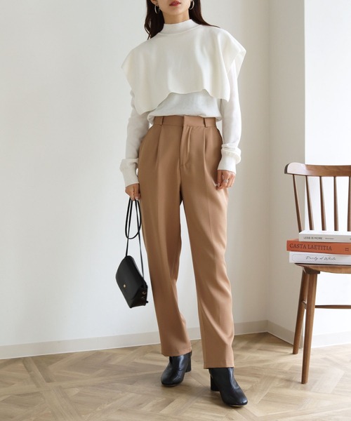 HER CLOSET(ハークローゼット)の「【shemoshelly】ケープレイヤードハイネックニット(ニット/セーター・レディース・ホワイト/ブラック/モカ/レッド/ブルー/グリーン・M)」の12枚目の写真