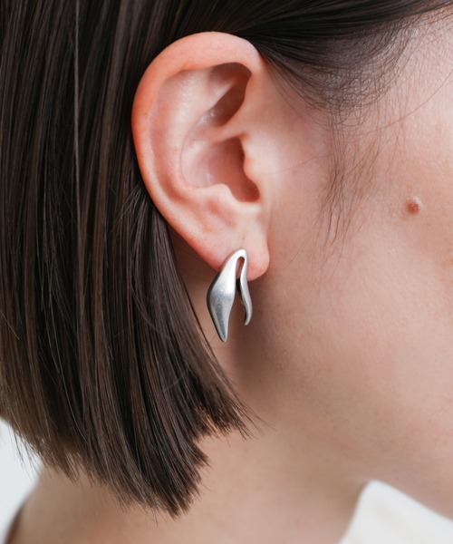 select MOCA(セレクトモカ)の「ニュアンスデザインピアス(ピアス(両耳用)・レディース・シルバー/ゴールド・FREE)」の16枚目の写真