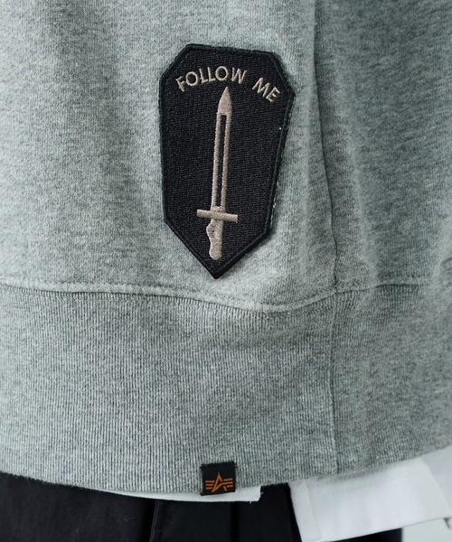 Alpha Industries（アルファインダストリーズ）の「【直営店限定】パッチドクルーネックスウェット（スウェット・メンズ・ホワイト/ブラック/ヘザーグレー・MEDIUM/LARGE/X-LARGE）」の15枚目の写真