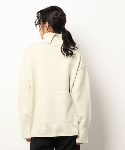 AMERICAN HOLIC（アメリカンホリック）の「ハイネックコクーンニットプルオーバー（ニット/セーター・レディース・モカ/ダークネイビー/アイボリー/サックスブルー・M/L）」の6枚目の写真