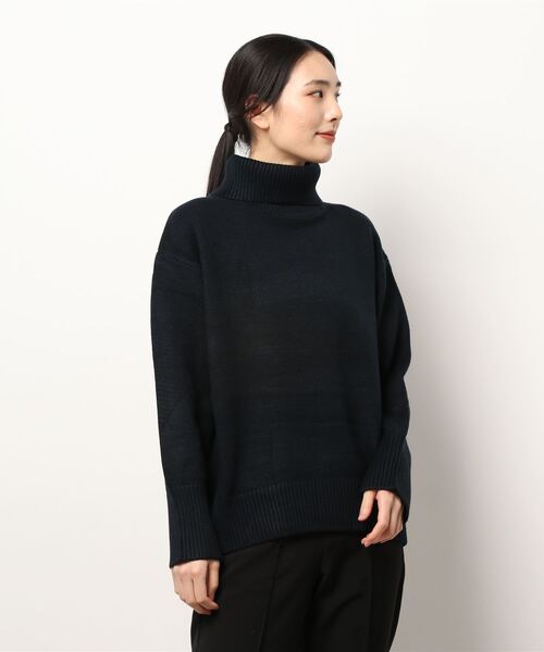 AMERICAN HOLIC（アメリカンホリック）の「ハイネックコクーンニットプルオーバー（ニット/セーター・レディース・モカ/ダークネイビー/アイボリー/サックスブルー・M/L）」の10枚目の写真