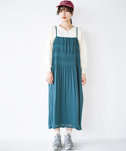 haco!（ハコ）の「【φ】スタイルアップとときめきの魔法をふんだんに！手持ち服をたちまち輝かせてくれるマジョリカプリーツキャミワンピース（ワンピース・レディース・ブルーグリーン/ブラック・SMALL/MEDIUM/LARGE/X-LARGE）」の4枚目の写真
