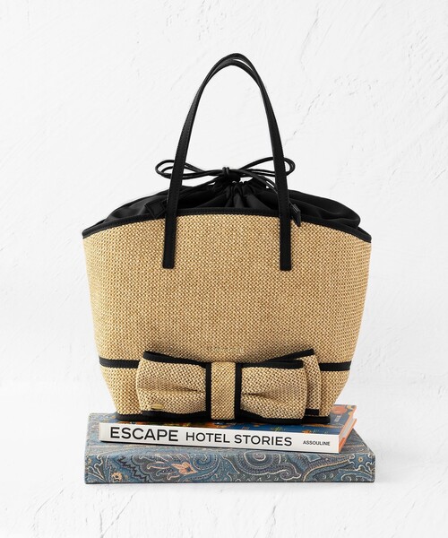 TOCCA(トッカ)の「TIED RIBBON BASKET かごバッグ(かごバッグ・レディース・ブラック系/ベージュ系・F)」の2枚目の写真