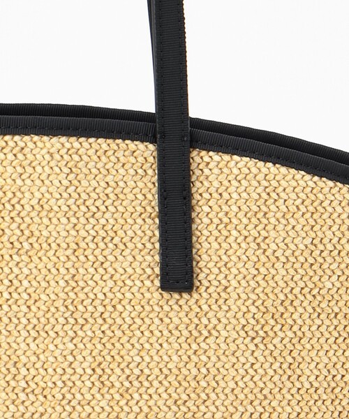 TOCCA(トッカ)の「TIED RIBBON BASKET かごバッグ(かごバッグ・レディース・ブラック系/ベージュ系・F)」の7枚目の写真