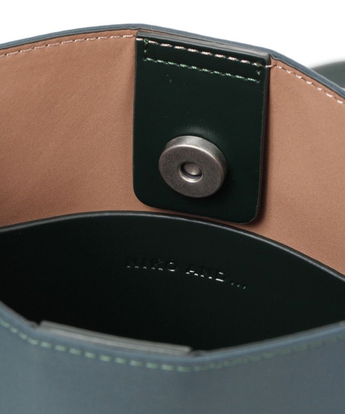 niko and...(ニコアンド)の「コンビスクエアショルダー(ショルダーバッグ・メンズ・ブラック/グリーン・FREE)」の13枚目の写真