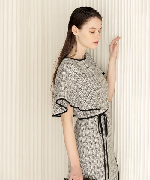 Leja（レジャ）の「【LEJA】ウエストリボンツイード柄フレア半袖配色