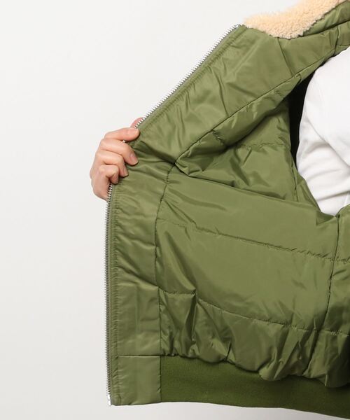 Levi's（リーバイス）の「Levi's/リーバイス ELISE レトロボンバージャケット（MA-1・レディース・グリーン・S/M/XS）」の3枚目の写真