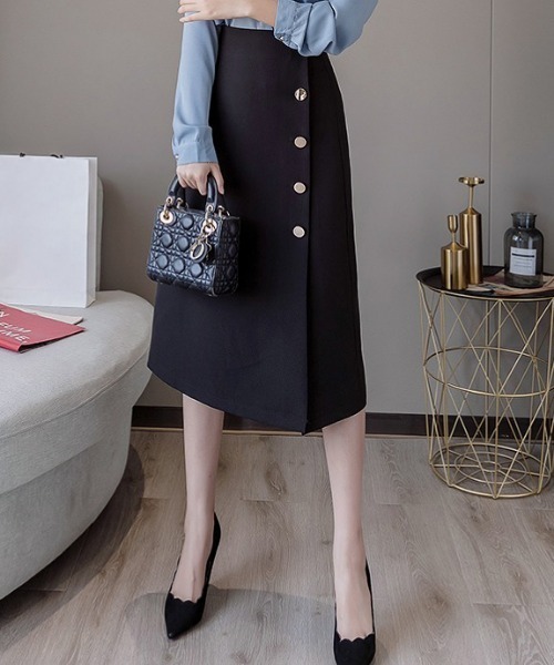 Ulysses（ユリシス）の「ボタンデザインタイトスカート（スカート・レディース・ベージュ/ブラック・L/M）」の2枚目の写真