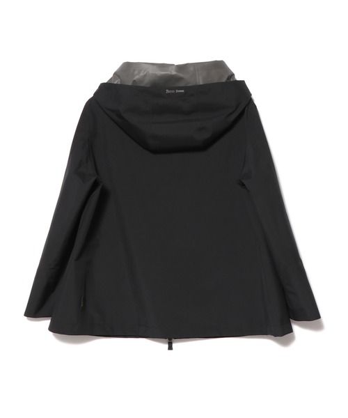 HERNO(ヘルノ)の「HERNO / フーデットブルゾン(マウンテンパーカー・レディース・ブラック・40)」の3枚目の写真