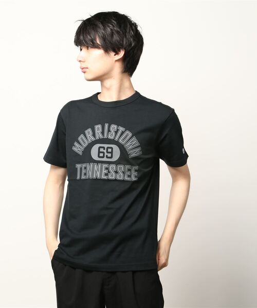 Champion(チャンピオン)の「【Champion/チャンピオン】メンズ ベーシック ショートスリーブTシャツ(Tシャツ/カットソー・メンズ・グレー/ベージュ/グリーン系その他/ホワイト×パープル/バーガンディー/ネイビー/ホワイト×グリーン/ブラック・MEDIUM/LARGE/XX-LARGE/X-LARGE)」の4枚目の写真