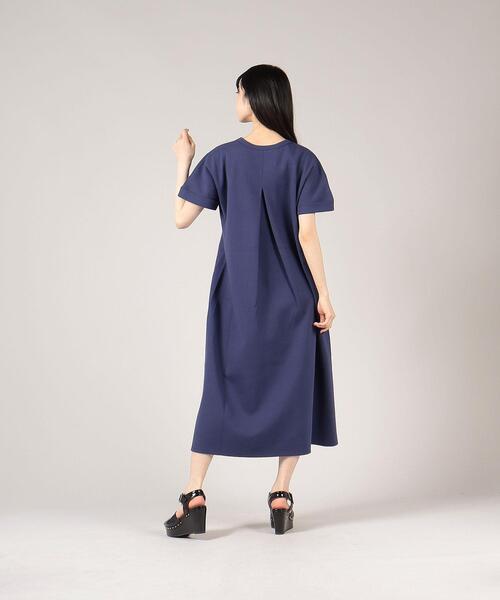 To b. by agnes b.（トゥービーバイアニエスベー）の「WR26 ROBE