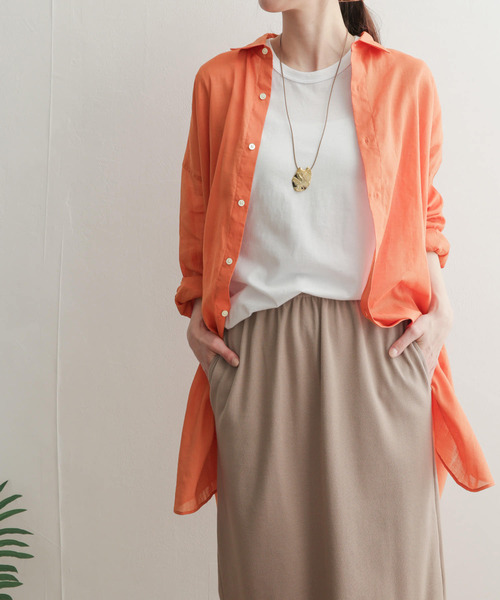 URBAN RESEARCH DOORS（アーバンリサーチドアーズ）の「ラミーコットンビッグシャツ（シャツ/ブラウス・レディース・オフホワイト/カーキ/オレンジ/ブルー・MEDIUM）」の16枚目の写真