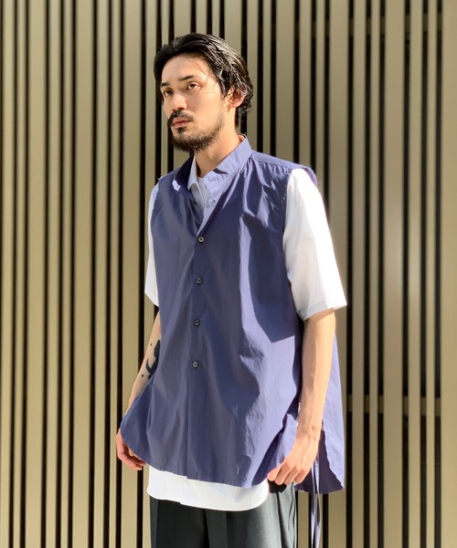 Toironier（トワロニエ）の「Toironier/トワロニエ/No Sleeve Loose Shirts/ノースリーブルーズシャツ（シャツ/ブラウス・メンズ・ネイビー/グレー/サックスブルー・FREE）」の2枚目の写真