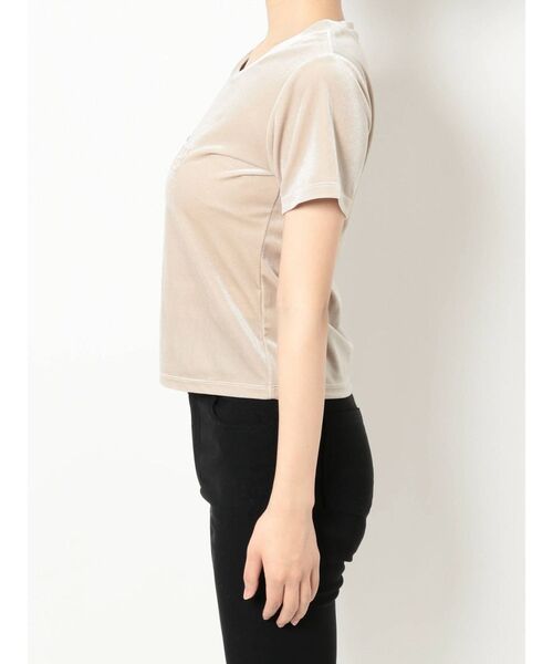 RESEXXY(リゼクシー)の「エンボスロゴベロアTシャツ(Tシャツ/カットソー・レディース・ピンク/ブルー/ベージュ・FREE)」の13枚目の写真