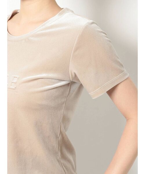 RESEXXY(リゼクシー)の「エンボスロゴベロアTシャツ(Tシャツ/カットソー・レディース・ピンク/ブルー/ベージュ・FREE)」の17枚目の写真