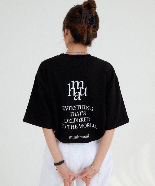 muahmuah（ムーアムーア）の「A'GEM/9 × .kom『muah muah/ムーアムーア』LETTERING LOGO HALF T-SHIRT/レタリングロゴ Tシャツ カットソー（Tシャツ/カットソー・レディース・ホワイト/インディゴブルー/ブラック/ライトグレー・FREE）」の20枚目の写真