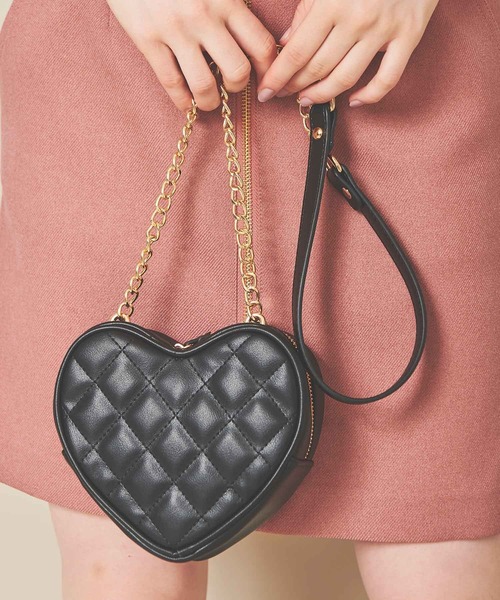 31 Sons de mode（トランテアン　ソン　ドゥ　モード）の「ハートチェーンバッグ（ショルダーバッグ・レディース・ブラック/オフホワイト・フリー）」の7枚目の写真