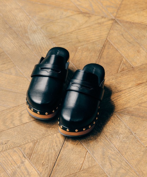 AMERICAN HOLIC（アメリカンホリック）の「ローファーサボ（サンダル・レディース・キャメル/ブラック/ライトグレー・S/L/M）」の2枚目の写真