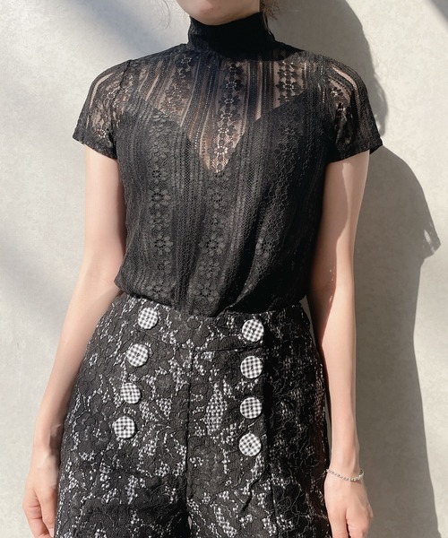 lilLilly（リルリリー）の「レースハイネックトップス（Tシャツ/カットソー・レディース・ホワイト/ブラック/ピンク・FREE）」の11枚目の写真