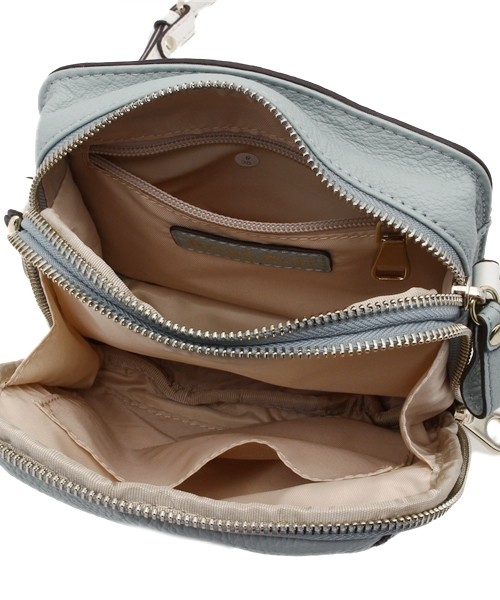 ROSE BUD（ローズバッド）の「(ROSE BUD)PX12978 LEATHER MINI SQUARE POCHETTE[結婚式＆パーティー]（ショルダーバッグ・レディース・ホワイト/ライトブルー/シルバー・ONE SIZE）」の4枚目の写真