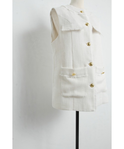 &. NOSTALGIA（アンドドットノスタルジア）の「カラミツイードフリンジジレ（ベスト・レディース・ブラック/アイボリー・FREE）」の8枚目の写真