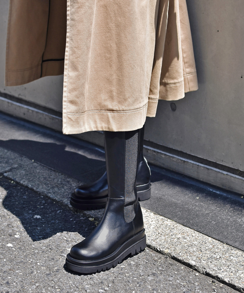 LAROUTE（ラルート）の「【LAROUTE】トラックソールロングブーツ（ブーツ・レディース・ブラック/ダークブラウン/カーキ・38/39/35/36/37）」の2枚目の写真