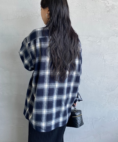 JEANS FACTORY （ジーンズファクトリー）の「[DAN RIVER/ダンリバー] 別注 オーバーサイズ オンブレチェックオープンカラーシャツ（シャツ/ブラウス・レディース・イエロー/レッド/ブルー・M/L）」の13枚目の写真