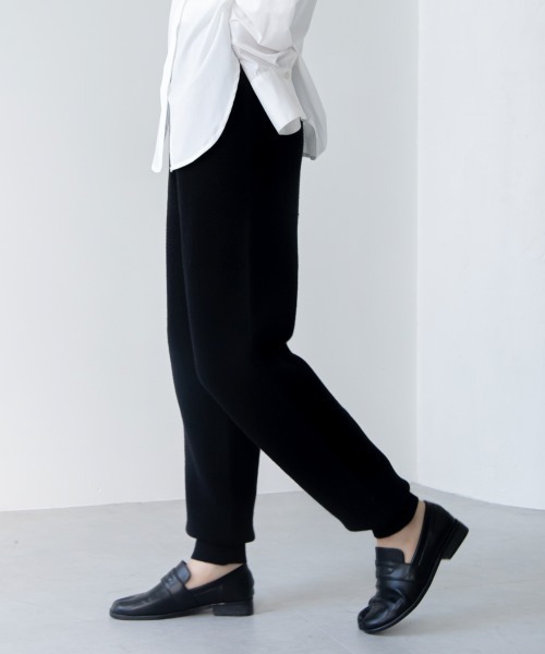 VACANCY（ヴァカンシー）の「モチモチジョガーニットパンツ（その他パンツ・レディース・オレンジ/ブラック/アイボリー・FREE）」の2枚目の写真