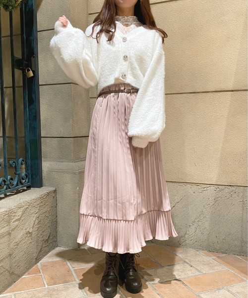 apres jour（アプレジュール）の「フェザーキラキラボタンカーディガン【ZOZOTOWN限定アイテム】（カーディガン/ボレロ・レディース・ライトピンク/オフホワイト/ブラック/ライトベージュ・フリー/X-LARGE）」の13枚目の写真