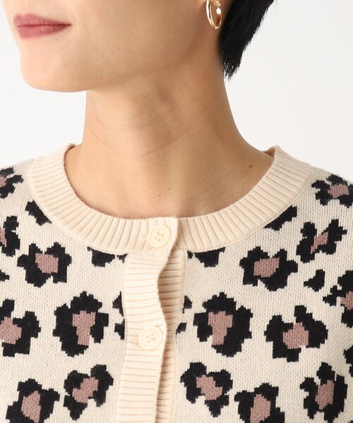 OPAQUE.CLIP(オペークドットクリップ)の「◆【C】フラワージャカードカーディガン(カーディガン/ボレロ・レディース・ブラック系/ベージュ系/パープル系2・36/40/38)」の7枚目の写真