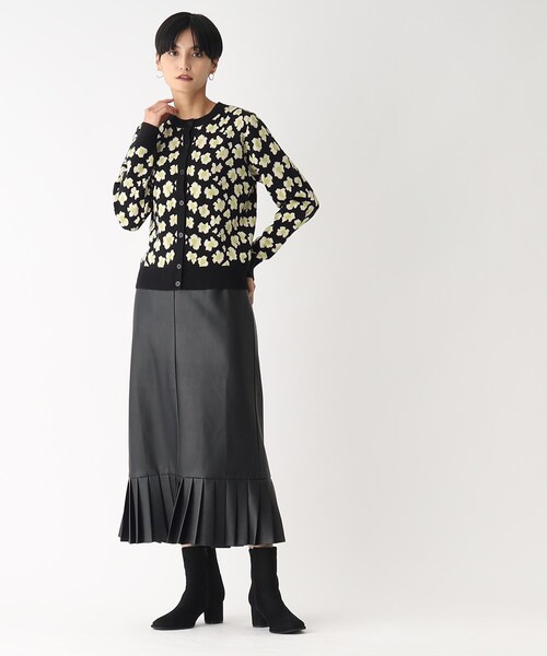 OPAQUE.CLIP(オペークドットクリップ)の「◆【C】フラワージャカードカーディガン(カーディガン/ボレロ・レディース・ブラック系/ベージュ系/パープル系2・36/40/38)」の12枚目の写真