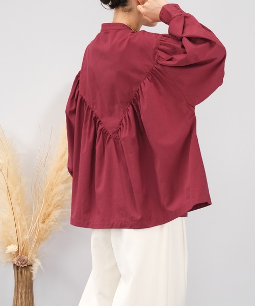 ＡＮＤＪ（アンドジェイ）の「【2022/AW】綿ツイルギャザーブラウス（シャツ/ブラウス・レディース・ホワイト/カーキ/ボルドー/ブラック・M）」の22枚目の写真