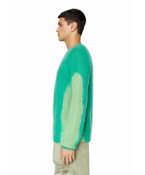 DIESEL オリーブ色 ニット セーター DIESEL（ディーゼル）の「レディース 長袖ニット トップス