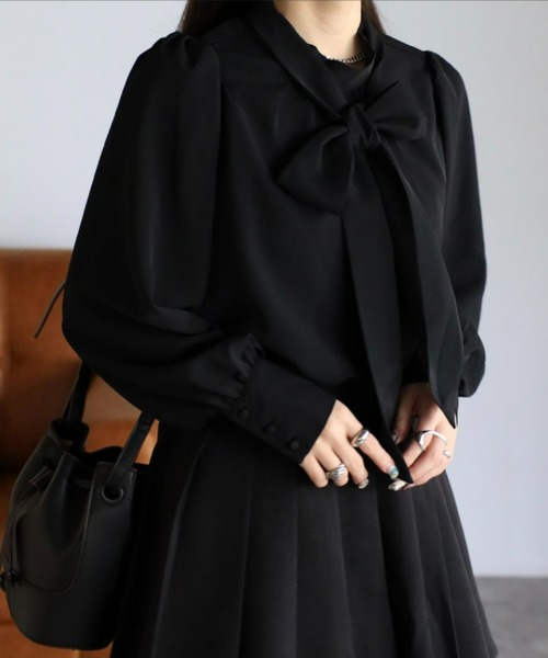 sakishimatokyo(サキシマトーキョー)の「2WAYリボンパワショルブラウス(シャツ/ブラウス・レディース・ブラック/アイボリー/グリーン・FREE)」の2枚目の写真