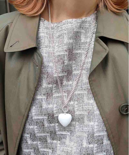 Casselini（キャセリーニ）の「Casselini(キャセリーニ)ビッグハートネックレス（ネックレス・レディース・ホワイト/シルバー/ゴールド/マルチ・FREE）」の13枚目の写真