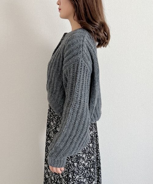 mysty woman(ミスティウーマン)の「ザックリカーデ×キャミワンピセット 173980(ワンピース・レディース・オフホワイト/ブラック/グリーン系その他/グリーン系その他2・FREE)」の18枚目の写真