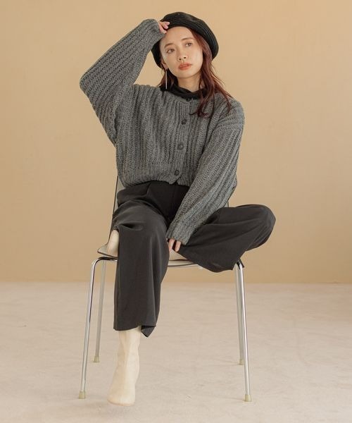 mysty woman(ミスティウーマン)の「ザックリカーデ×キャミワンピセット 173980(ワンピース・レディース・オフホワイト/ブラック/グリーン系その他/グリーン系その他2・FREE)」の12枚目の写真