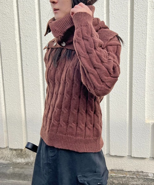 Jewelobe(ジュエローブ)の「ネックウォーマー付きケーブルニットプルオーバー(ニット/セーター・レディース・ブラウン/オフホワイト/グレー・FREE)」の15枚目の写真